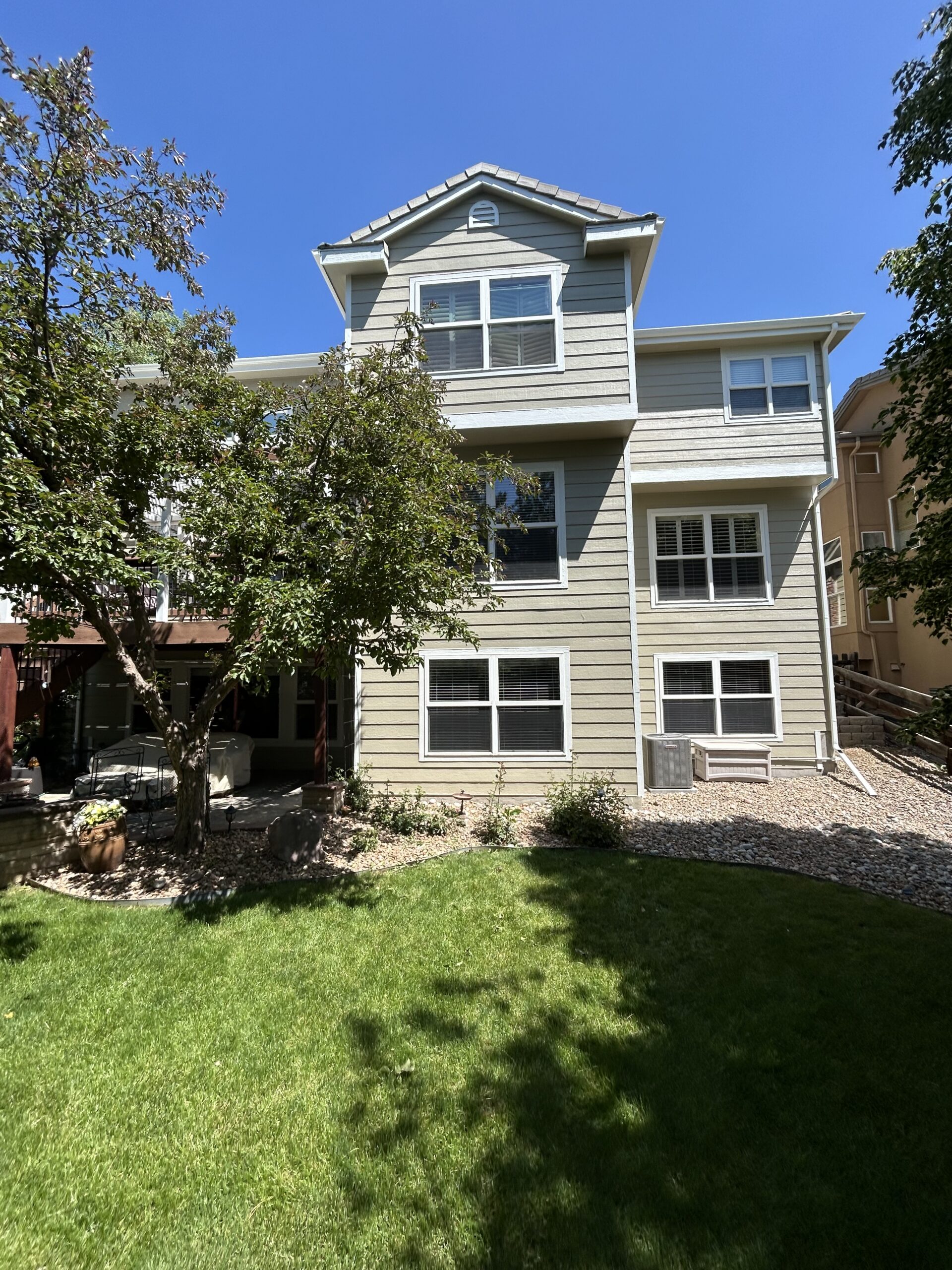 Cote1 2-Day Full Exterior House Repaint with Behr Explorer Khaki and Rush Hour in Superior, CO